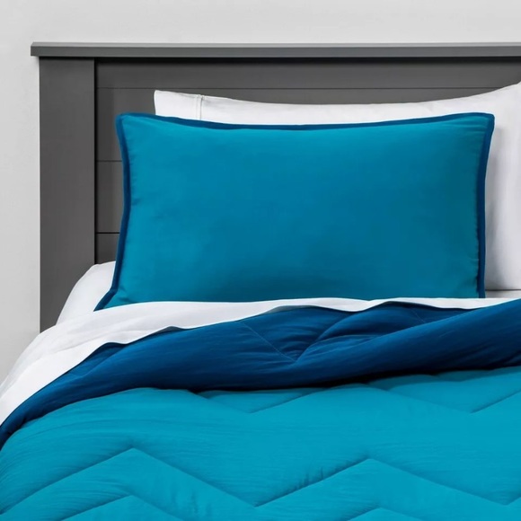 Pillowfort Bedding Pillowfort Teal Blue 3 Piece Comforter Set New